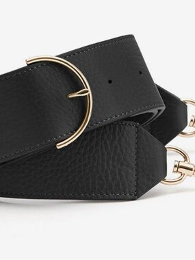 Cuyana Black Leather Adjustable Bag Strap with Gold Hardware